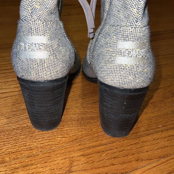 TOMS CASTLEROCK | Peep Toe Booties - Picture 4 of 4